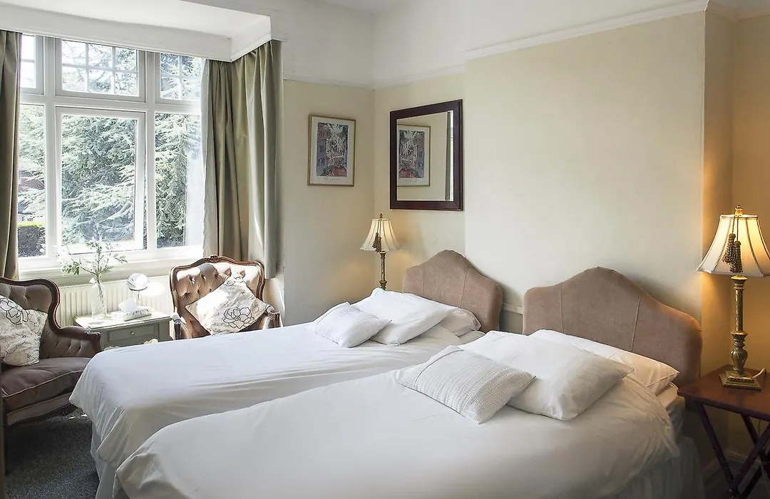 Leaded Light Guest House-1